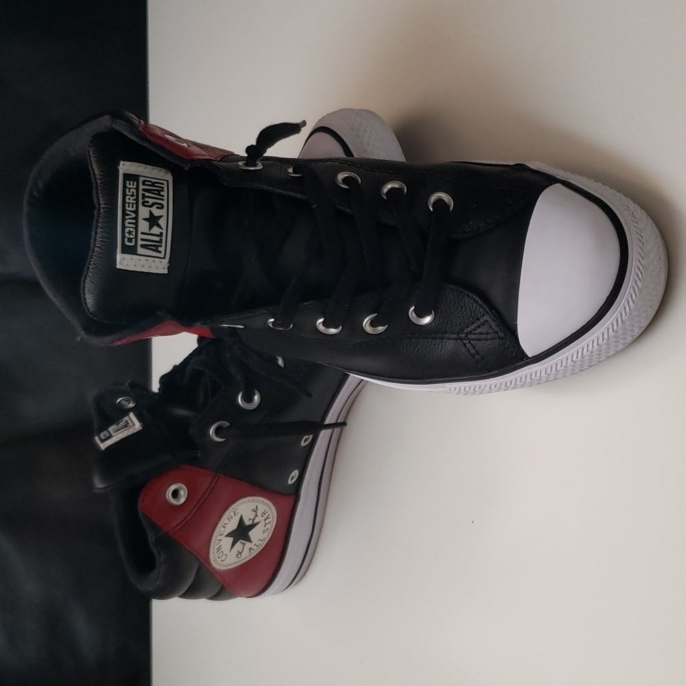 Converse Chuck Taylor Black/Red High Top Leather